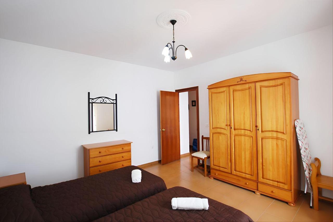 Apartamentos Garaje & Aire & Wifi & Solo Familias Y Parejas 科尼尔-德拉弗龙特拉 外观 照片